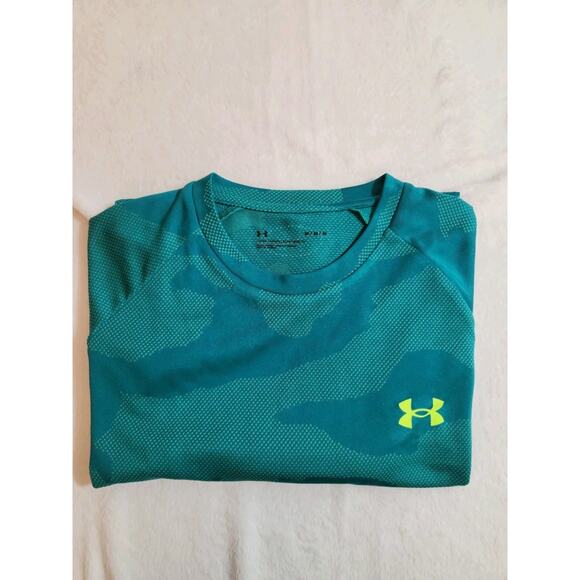 Under Armour TShirt Mens Medium Green Camo Short Sleeve Soccer Athleisure - Picture 1 of 10